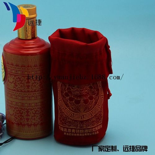 定制红色绒布酒袋 束口礼品袋的工艺与魅力